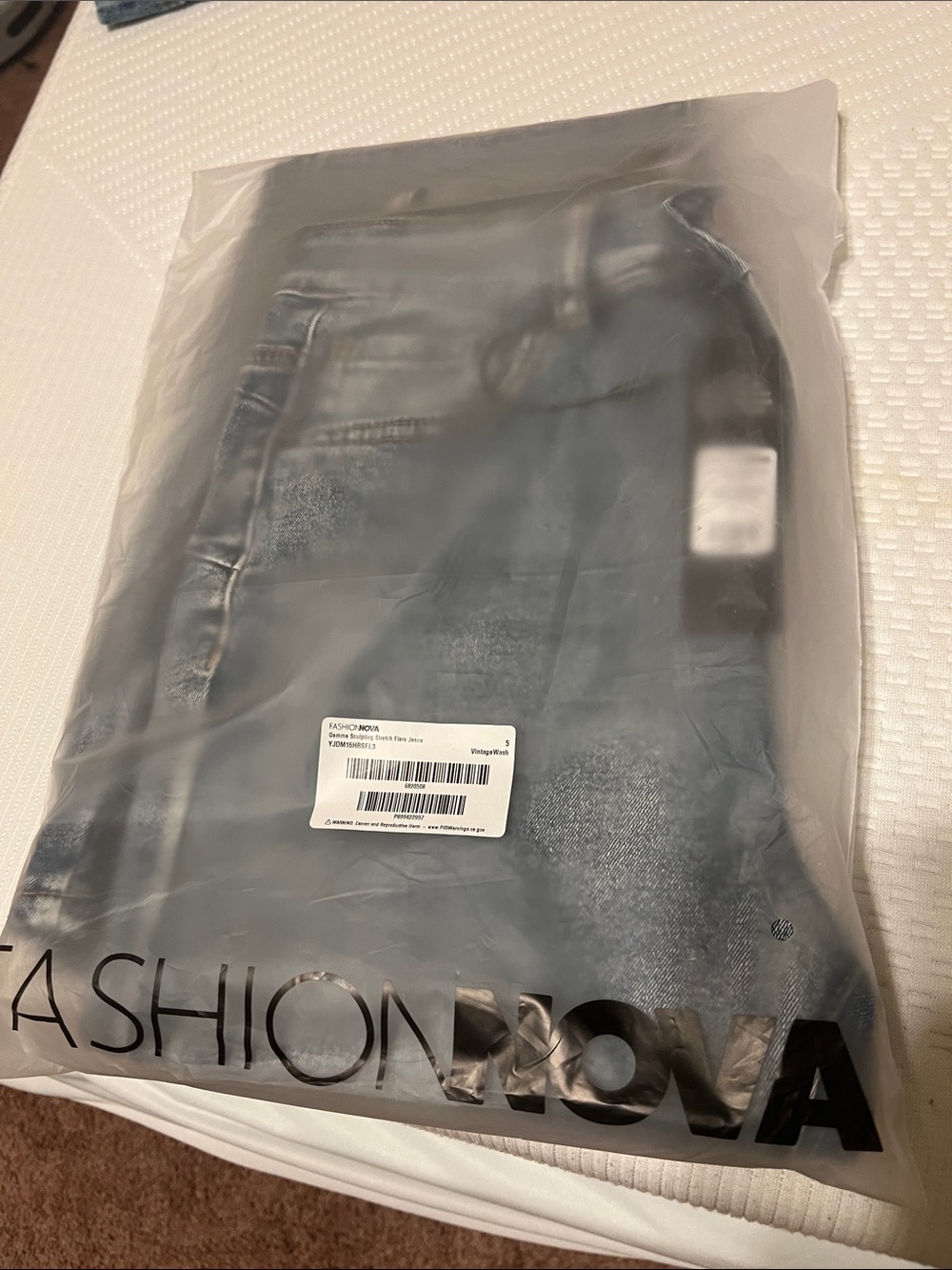 Fashion Nova Women’s Sculpting Stretch Flare Jeans - Vintage Wash